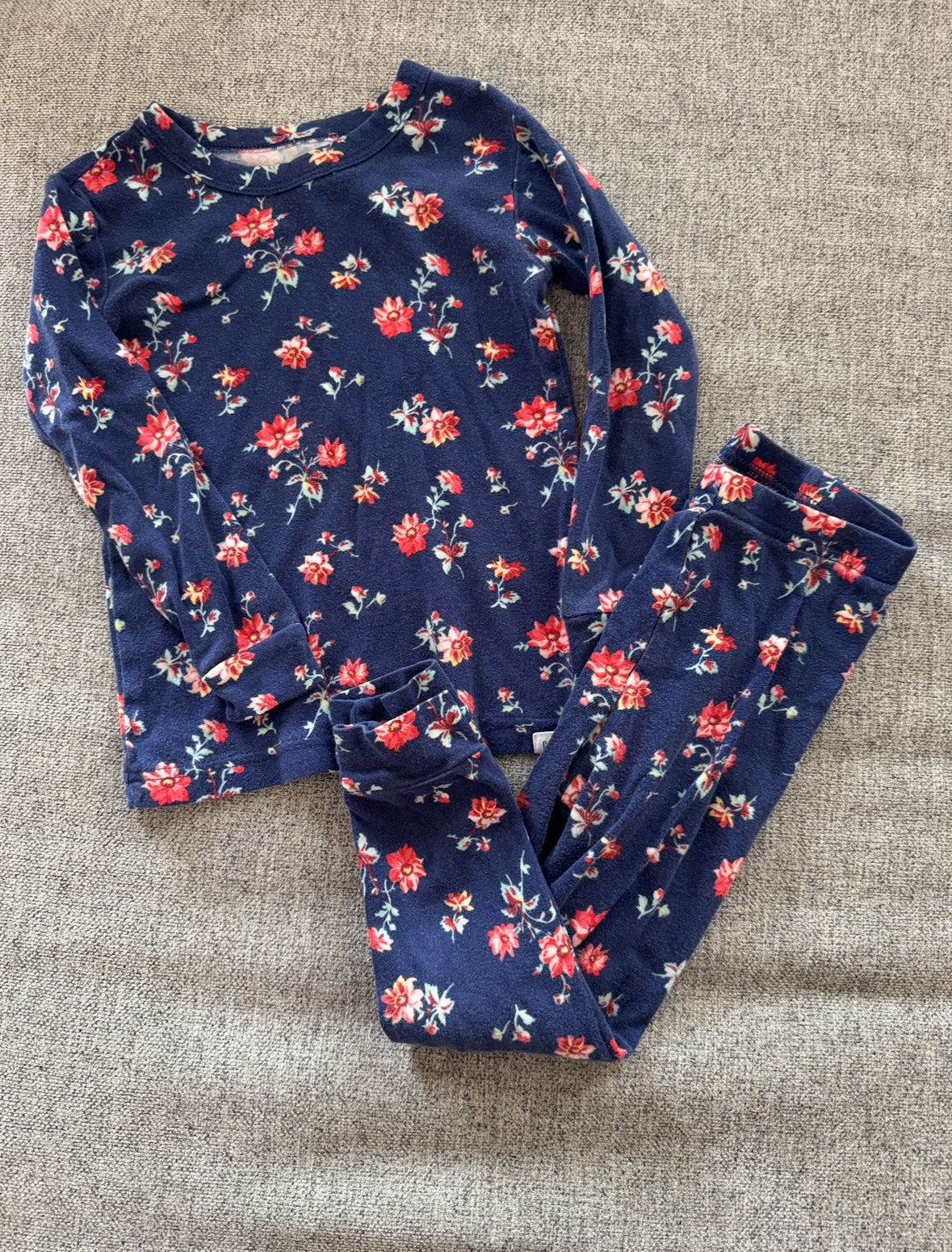 REDUCED # 92 girls GAP 3 t navy pink Flowers pajama 2 piece set