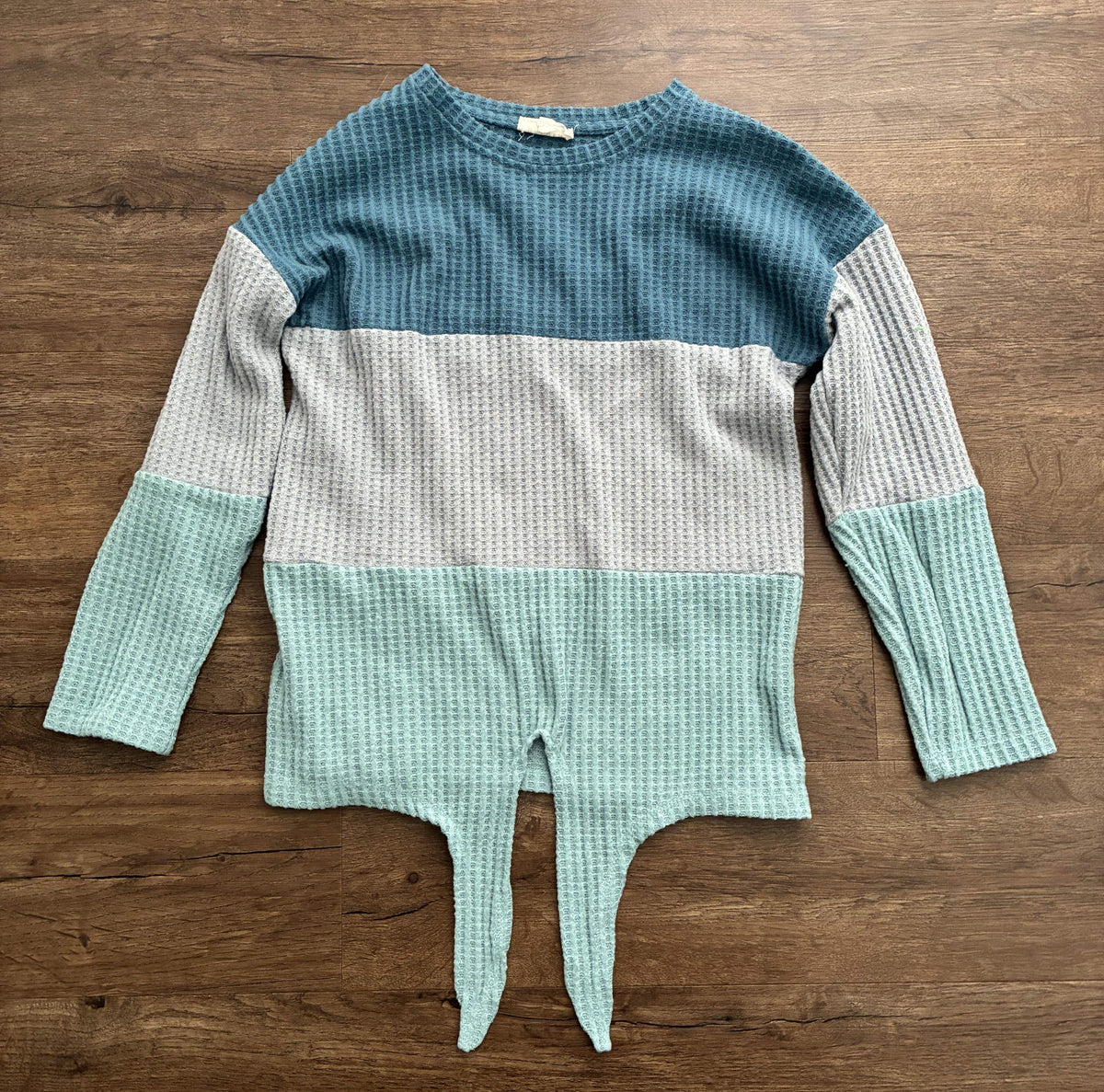 #126 EUC Hayden Girls Teal, Gray & Mint Shirt Girls L