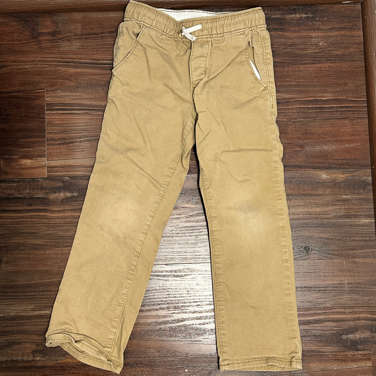 #48 Old Navy Khaki Pull on Pants 4t