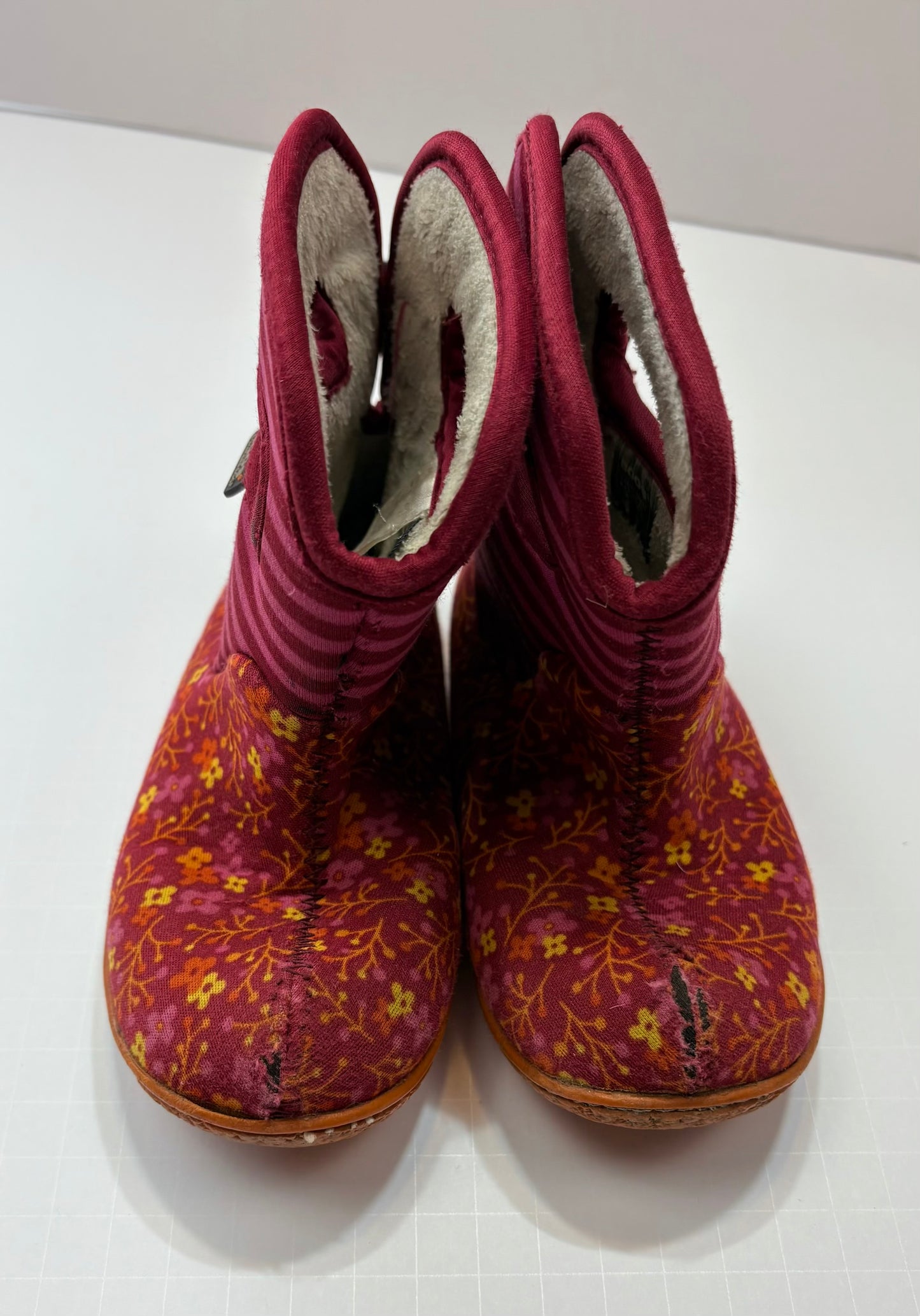 Seller 189 Girls Size 10 BOGS Boots (see description)