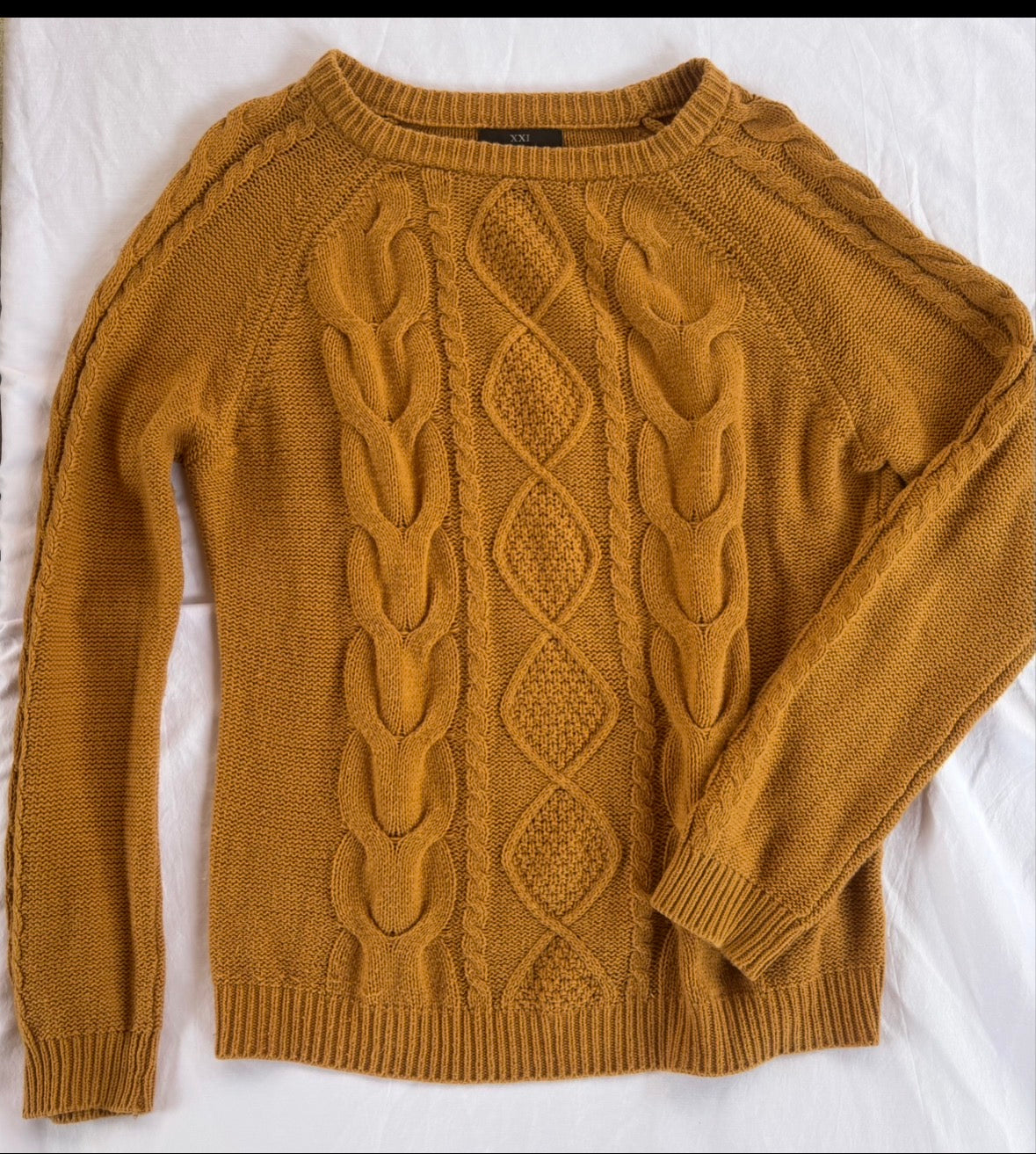 #119 women's forever 21 sweater size medium