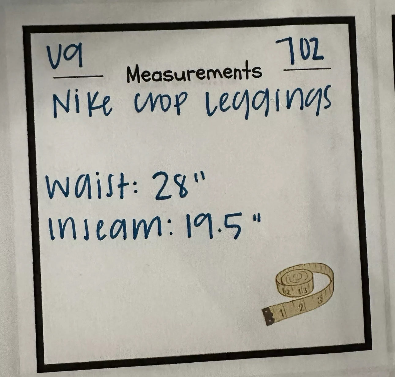 #111 Women’s Nike Spotted Striped Black & White Dri-Fit Capri Athletic Legging Medium