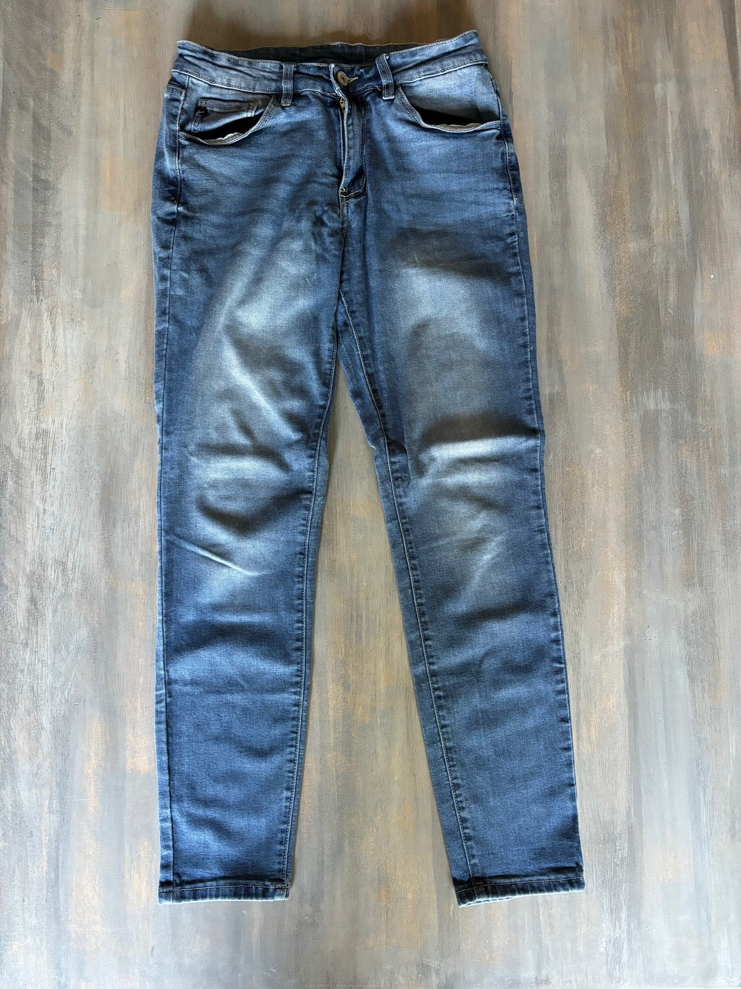 #70 Women's Kancan Jeans Size 28 EUC