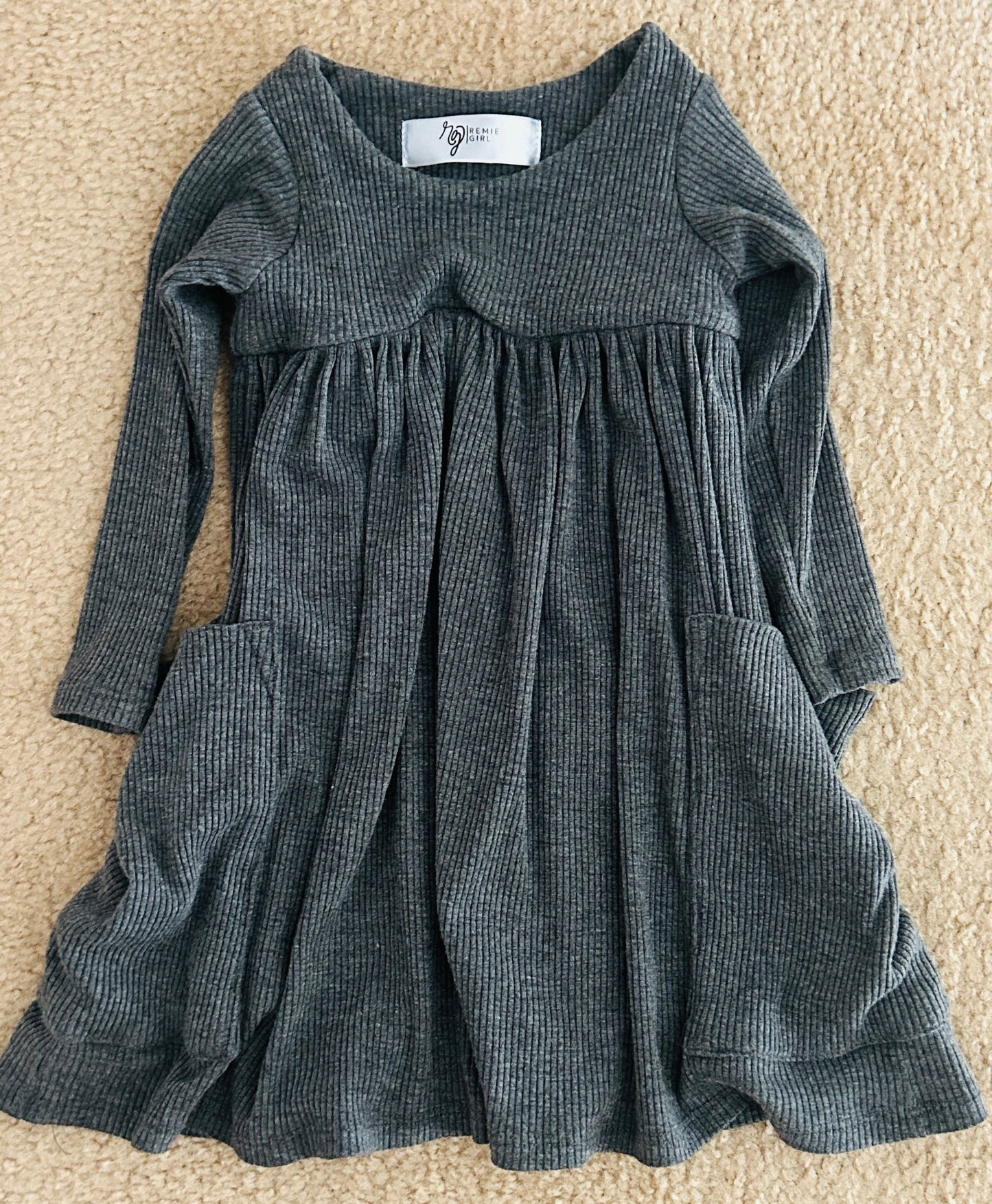 #15 *Reduced* Remie Girl 2t Ribbed Grey Dress (Perfect luxury staple for winter!)