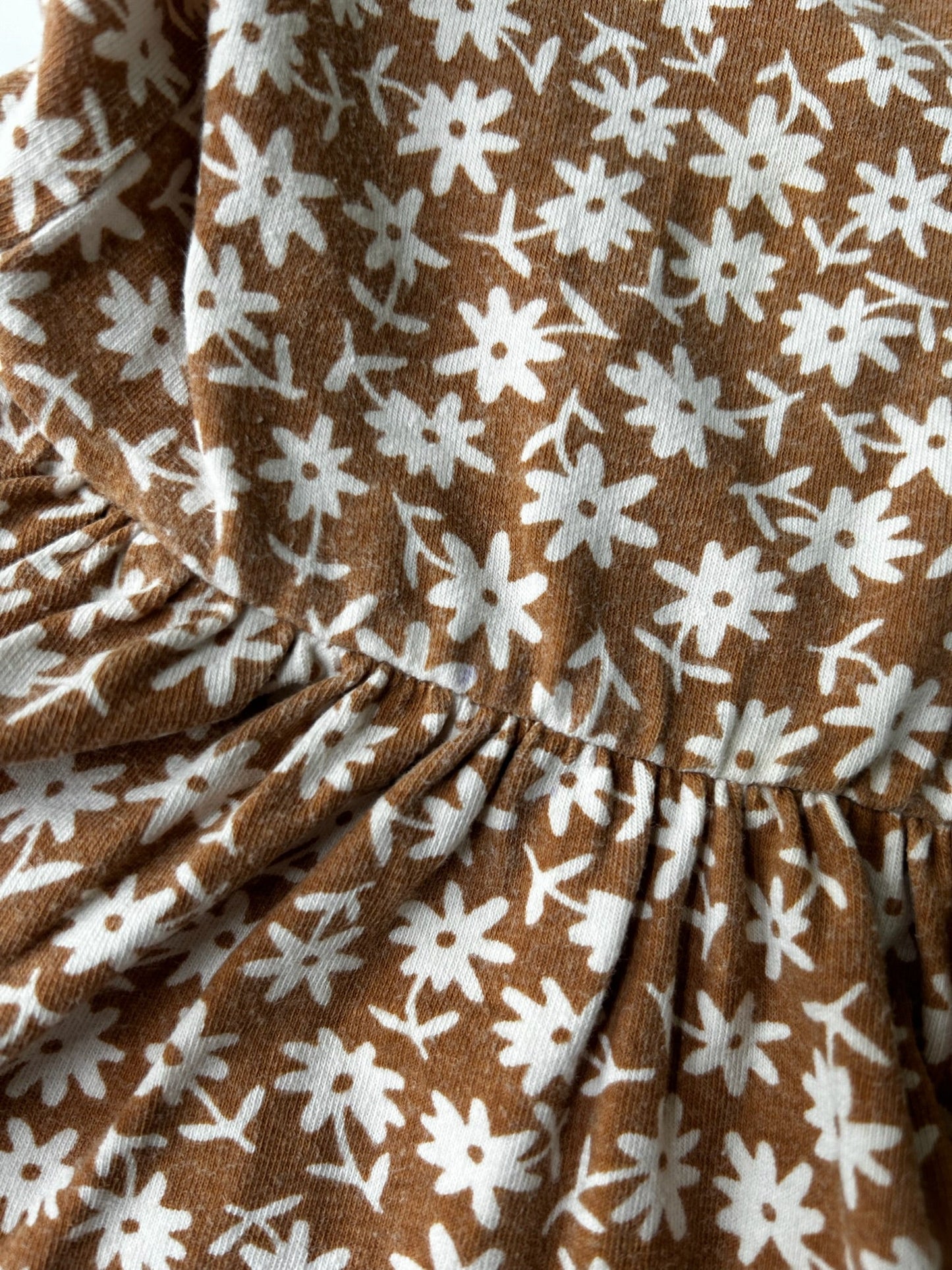 Seller #105 - 2T Girls Tan/Camel Floral Alice and Ames Short Sleeve Dress - See description please