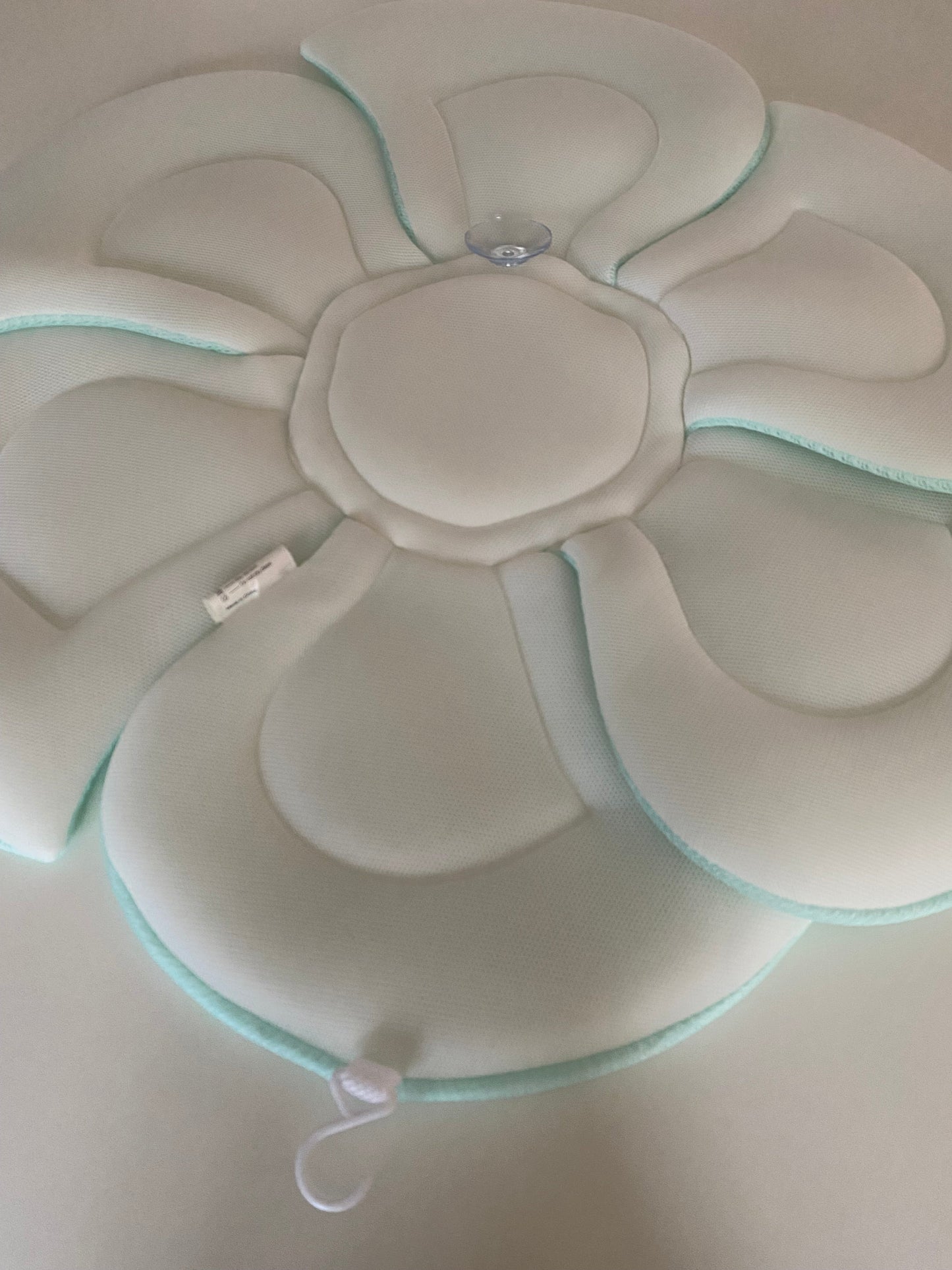 #117, Coala Hola Baby Bath Cushion Flower, Green, Like New, *Reduced*