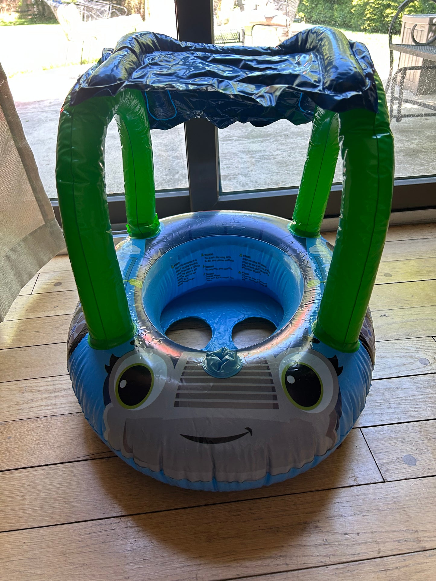 Seller 128 - Little Tikes Car Float