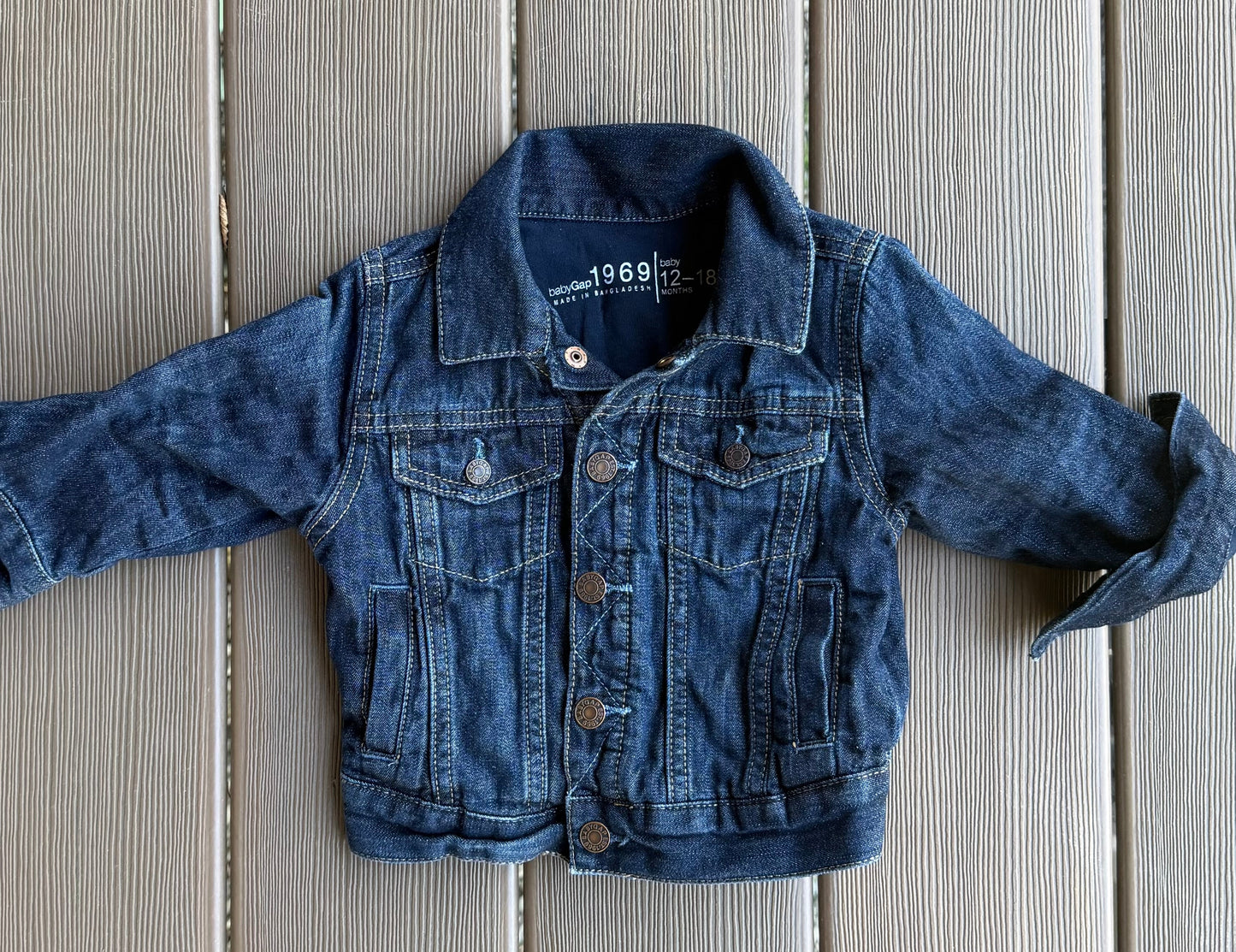 #28 REDUCED Baby Gap Girls Denim Jacket Size 12-18 m