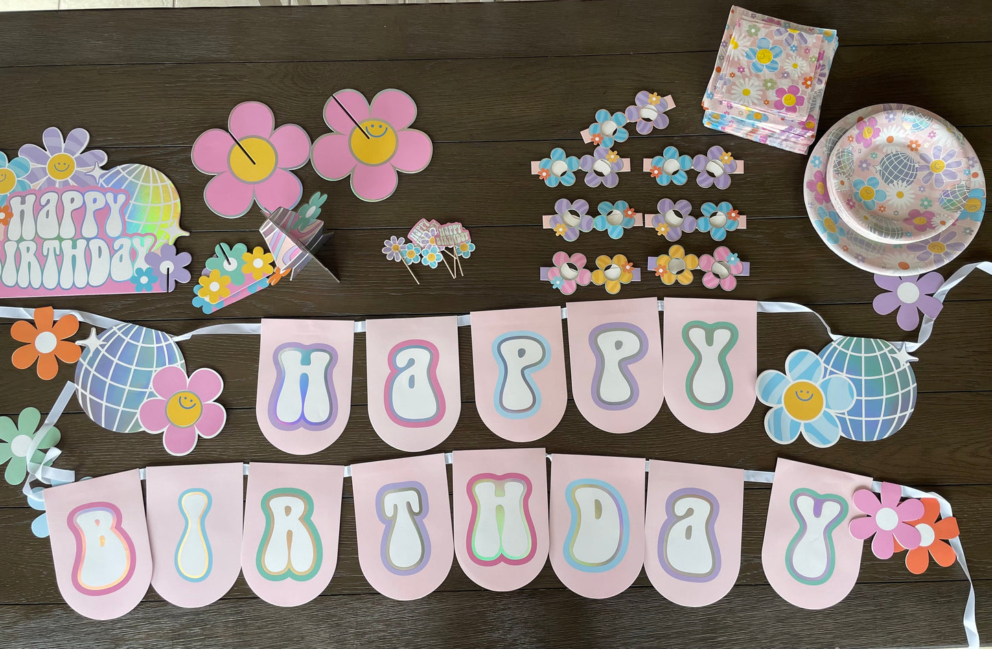 Seller 129- Flower Power birthday decorations