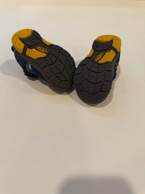 #9 - Keen - Navy Newport Sandels Toddler Boys SIZE 5