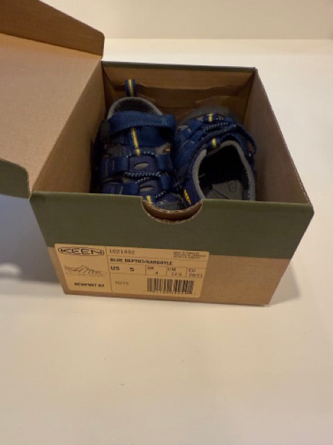 #9 - Keen - Navy Newport Sandels Toddler Boys SIZE 5