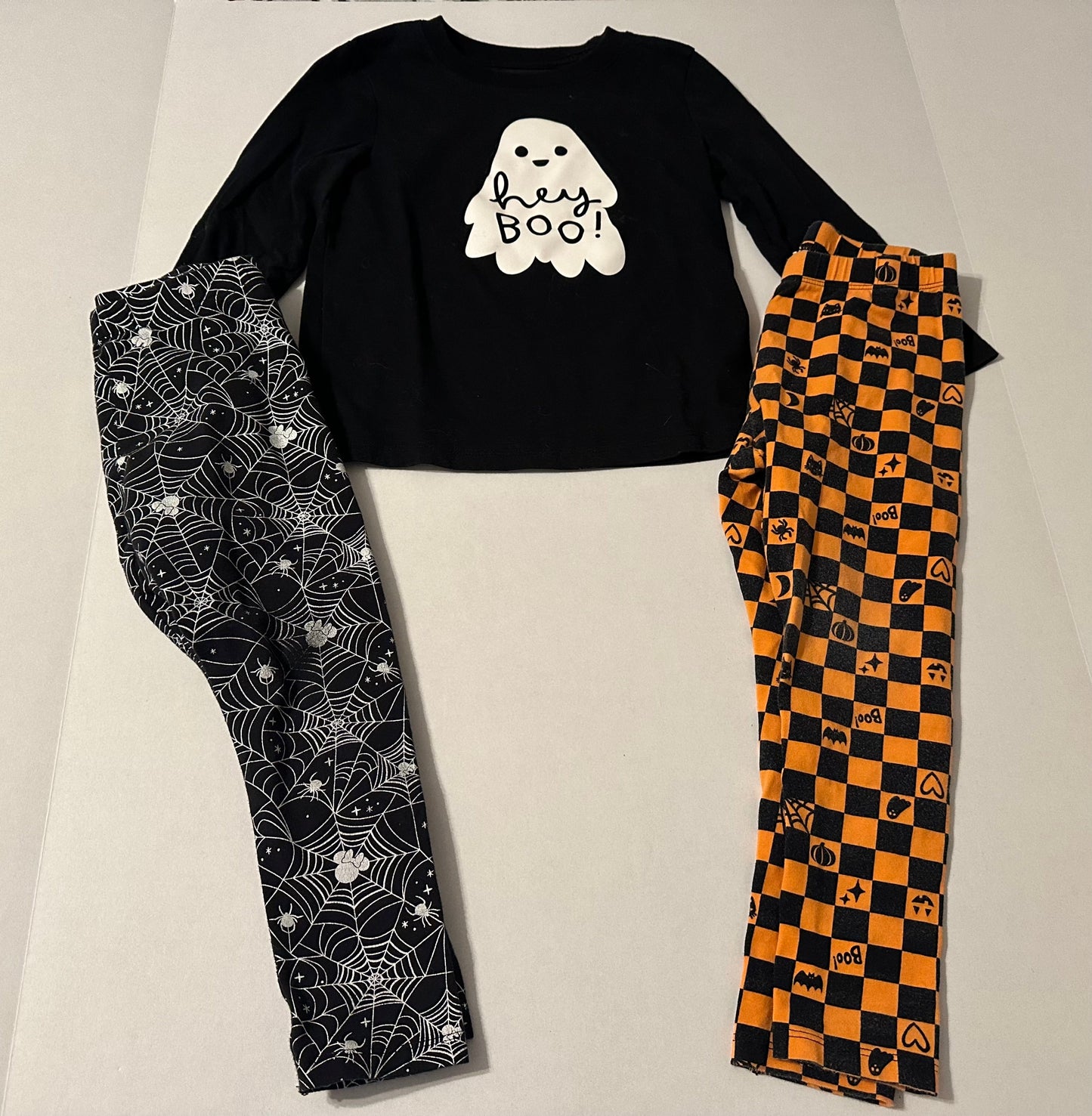 #160 Girls 5T Halloween bundle with long sleeve shirt and 2 leggings