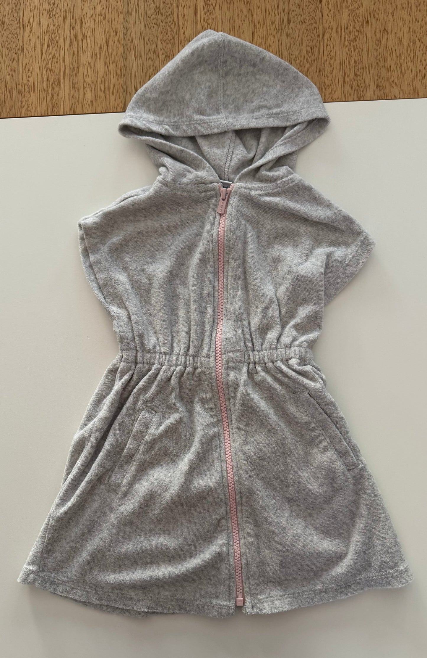 *reduced* #117, Girls 4T, Old Navy Gray terry cloth swim cover, VGUC