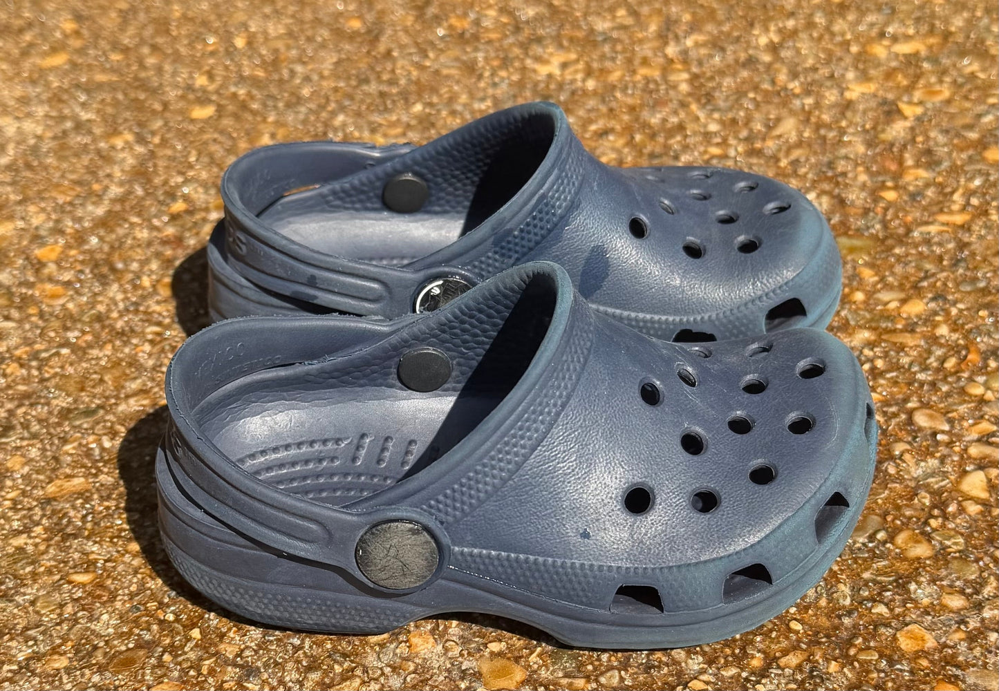 #28 REDUCED Crocs Navy Little Kid Size 6-7
