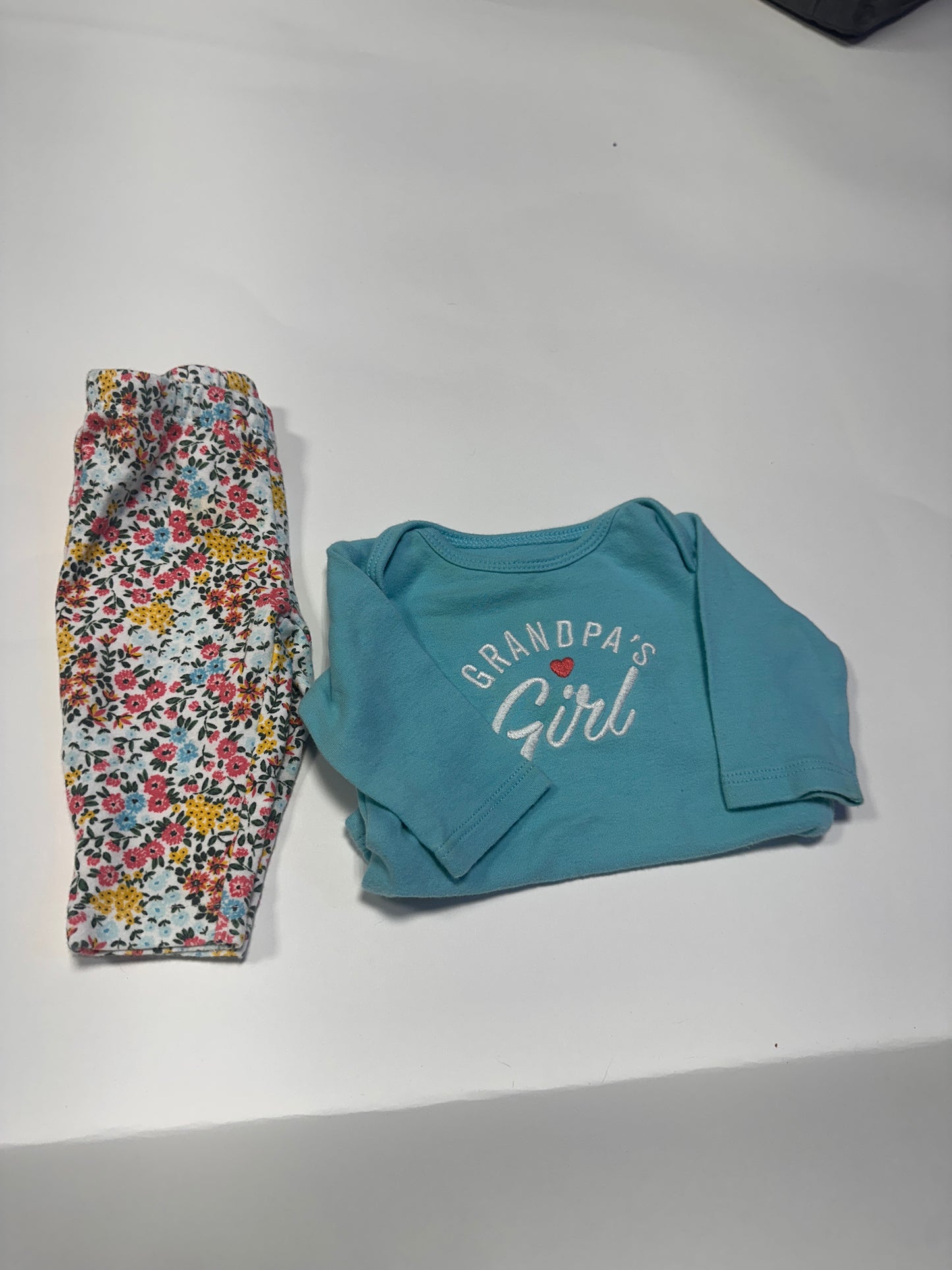 #4 carters newborn outfit