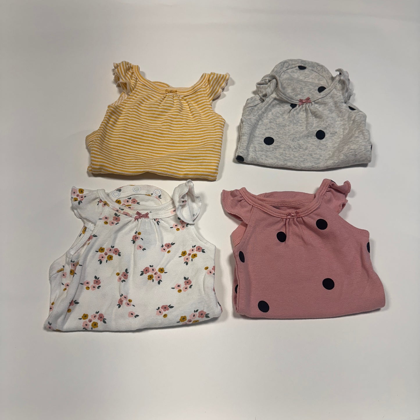 #4 carter newborn girl bodysuit