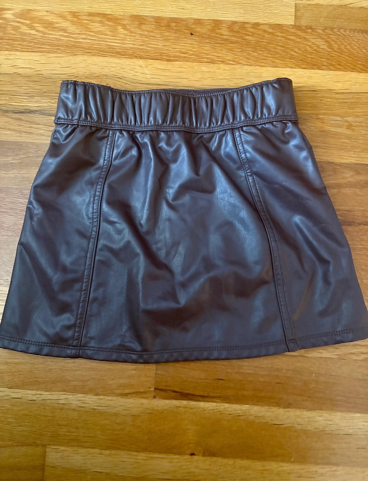 #116 Girls Abercrombie brown pleather skirt size 7-8