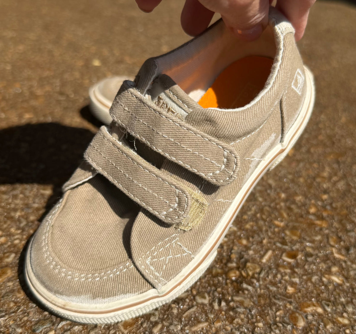 #75 Sperry Boys Shoes, Size 7.5