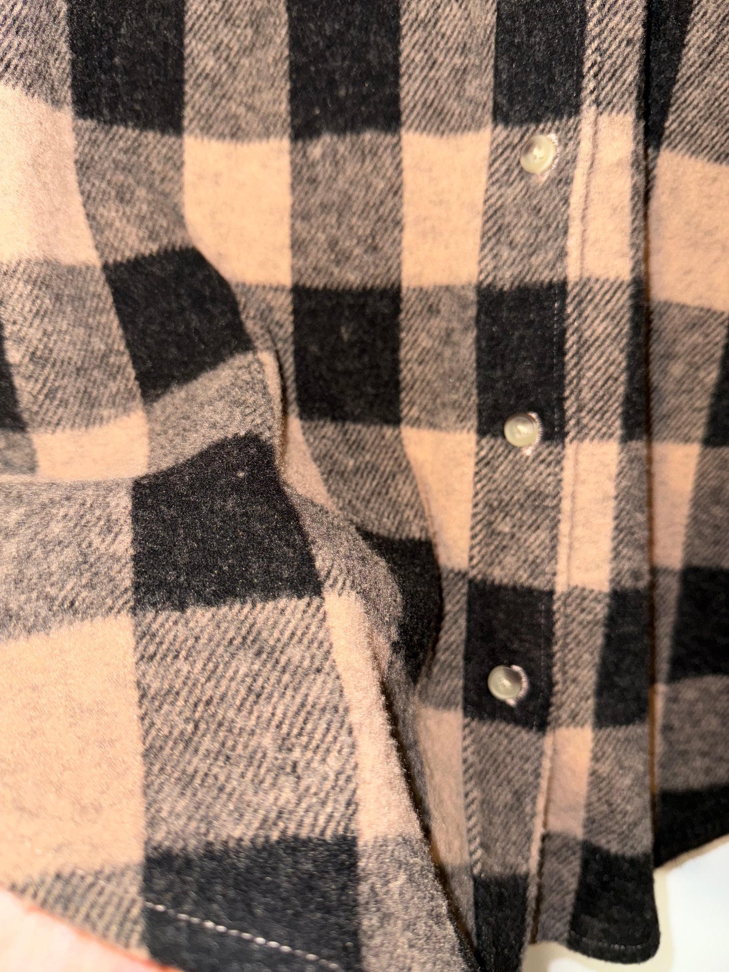 #106: Womens L Beach Lunch Lounge Button Down