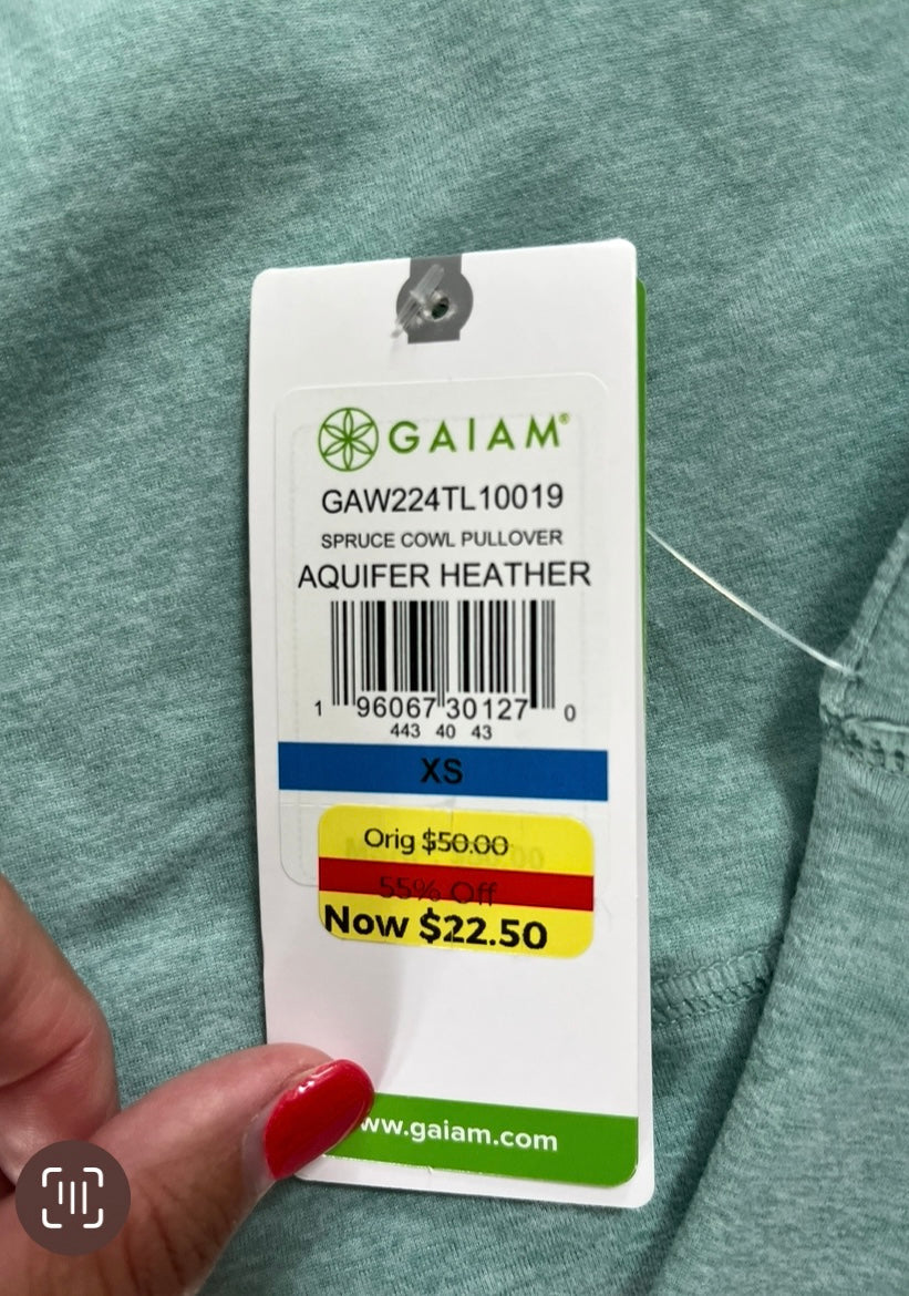 137 Gaiam green turtle neck Women's XS BNWT