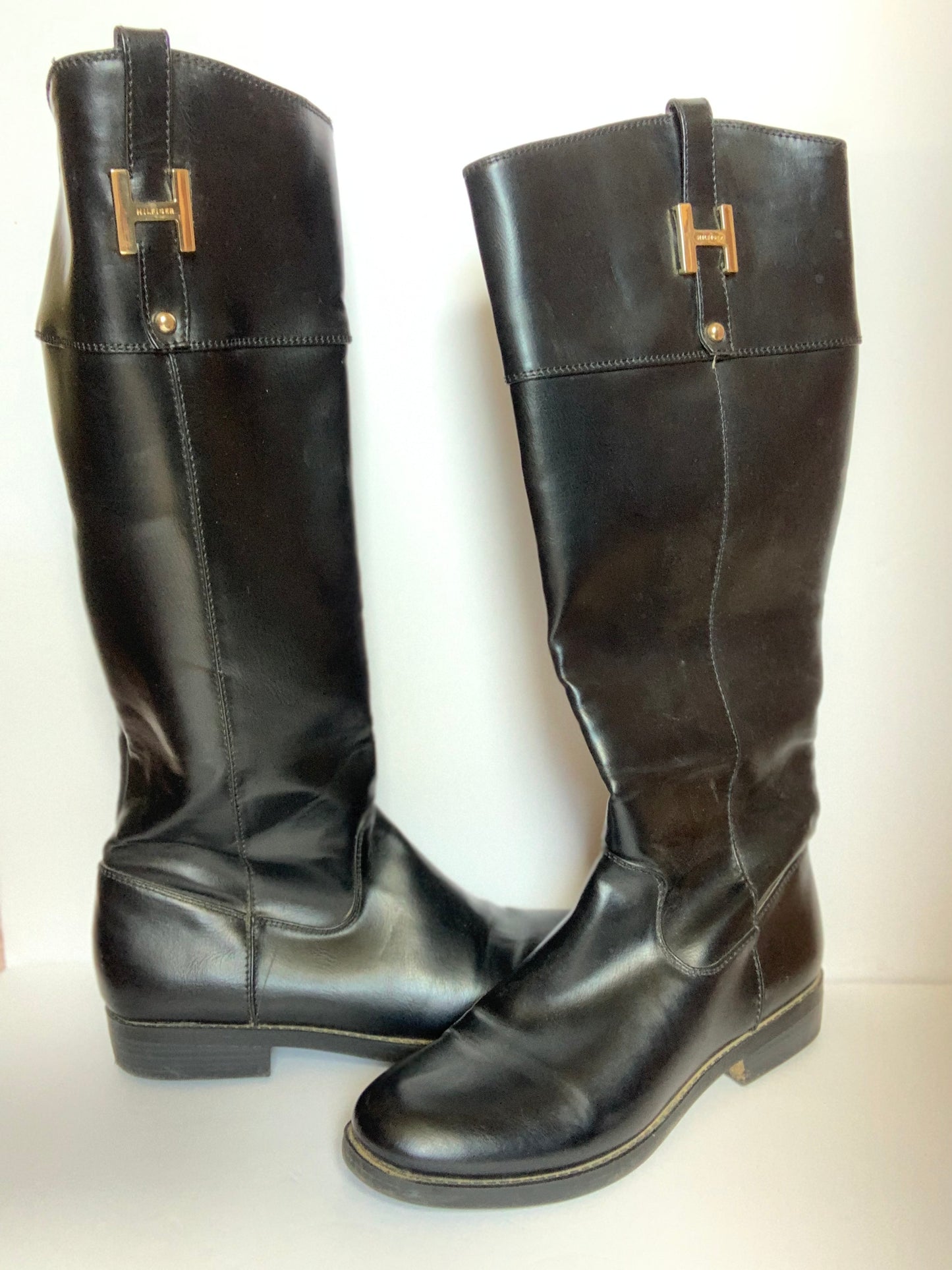 Seller #2 - Women's Tommy Hilfiger Boots Size 5