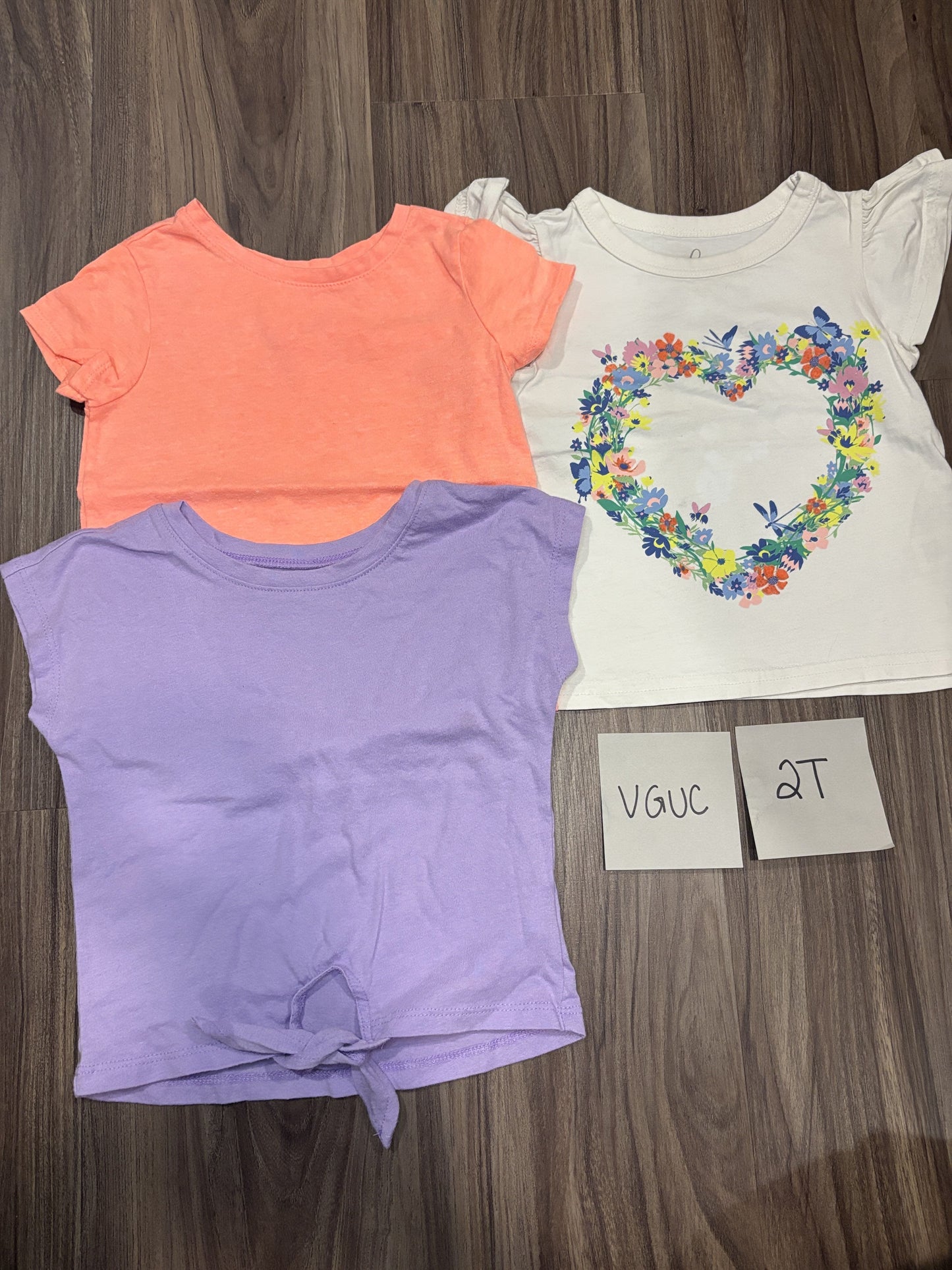 #138 - 2T VGUC (3) Shirts (Coral + White Heart + Purple Tie)