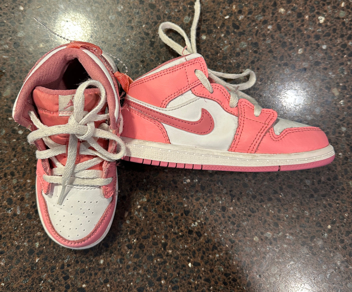 #218 Nike Jordan’s sz 8c
