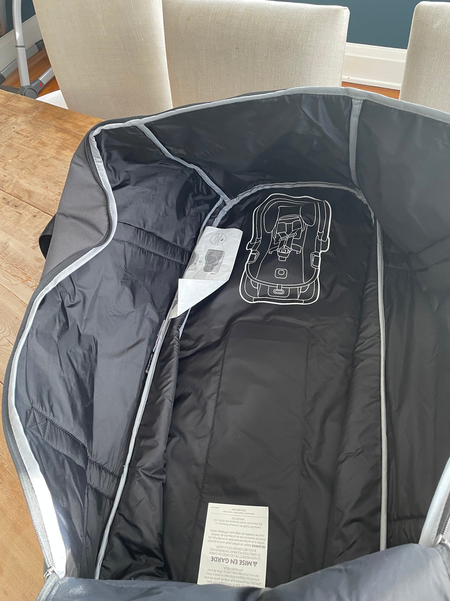 Seller #127 Uppababy Travel Bag for MESA carseat