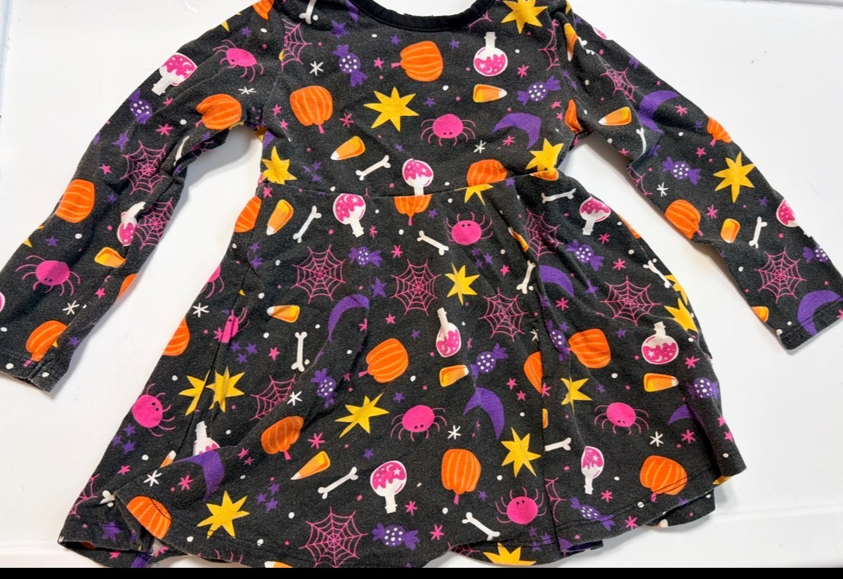 #35 girls 2t Halloween twirl dress