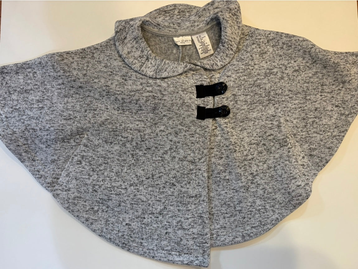 Seller 186 - Max Studio Girls 4T Gray Poncho - EUC