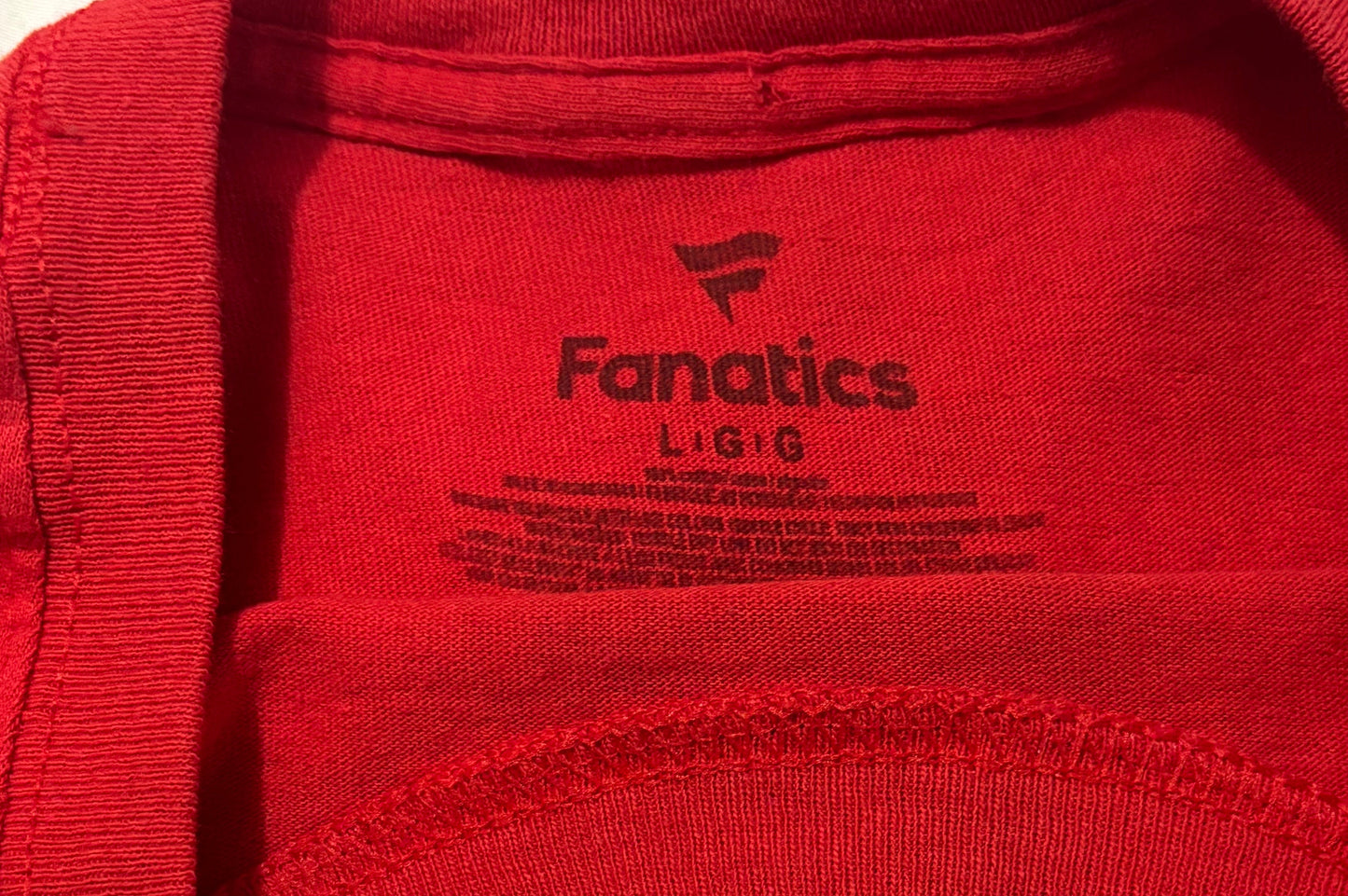#132 - REDUCED - Fanatics: Cincinnati Reds Men's T-Shirt, Size L