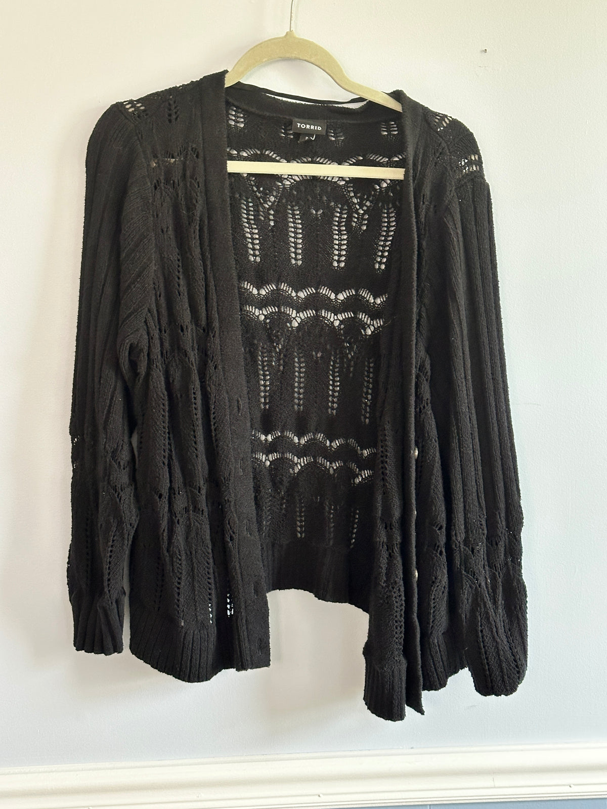 #48 Torrid Black Sweater Women's 2 (16-18)