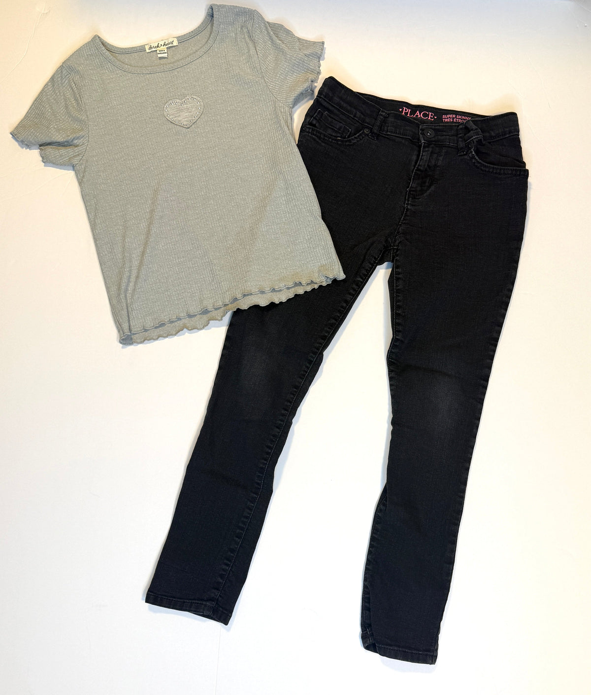 155 Girls Size L (10) Gray Heart Ribbed T-shirt and Black Jeans