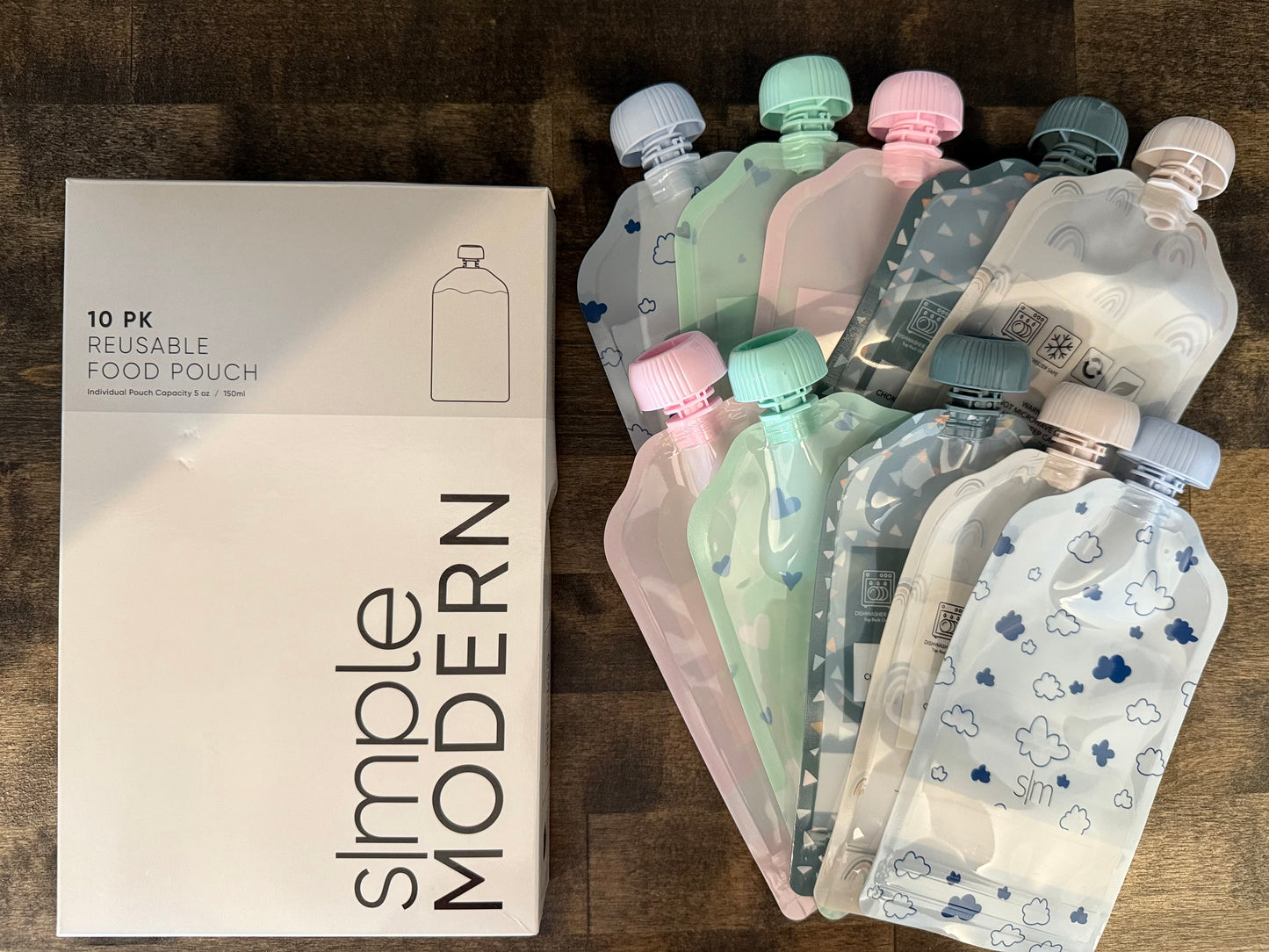 #173-NEW Simple Modern food pouches (set of 10)