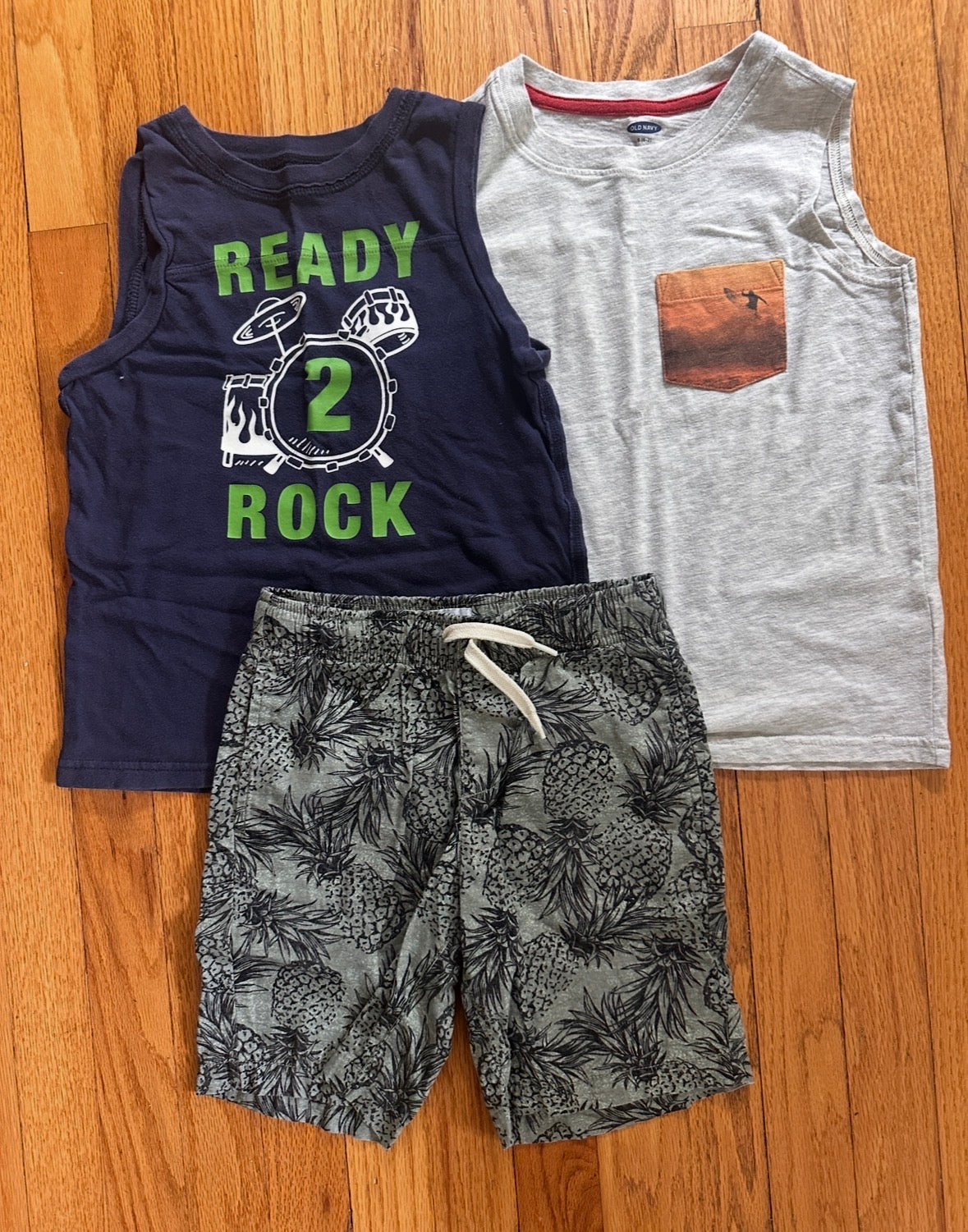 #94 REDUCED Old Navy/Carters Set of 2 Cotton Tanks & Pineapple Shorts - boys S(6/7) - VGUC