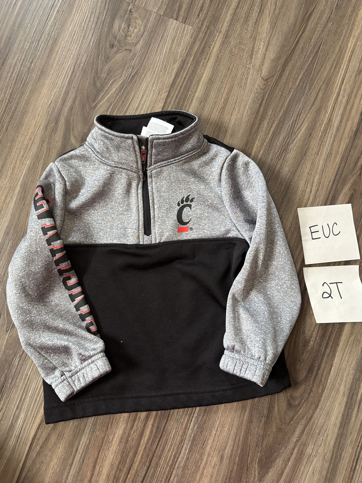 #138 - 2T EUC UC Bearcats Half Zip (Grey/Black)