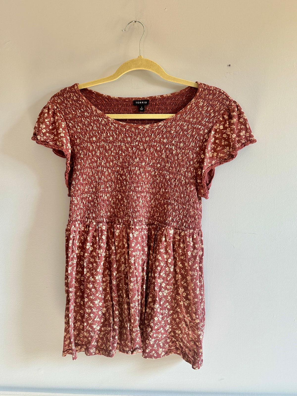 #48 Torrid Floral Top size 2 (16-18)
