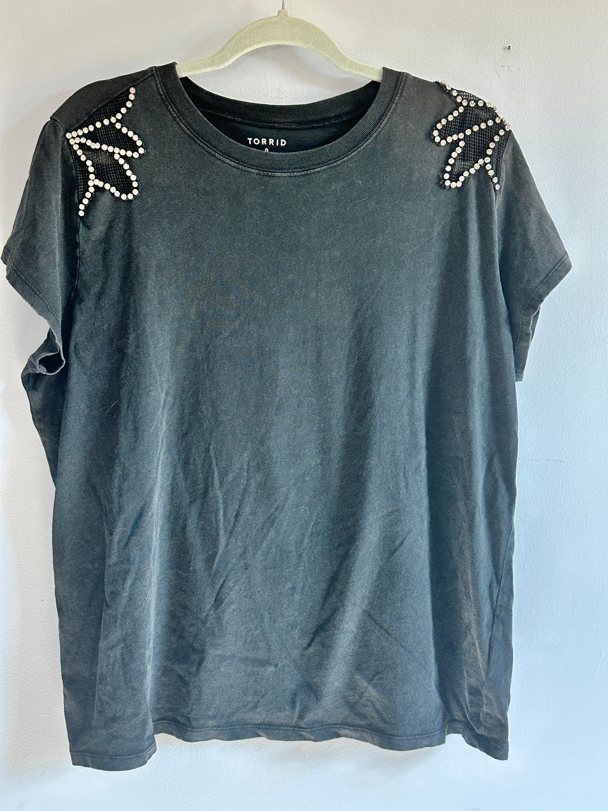 #48 Torrid Black Top Size 0 (fits around a size 12)