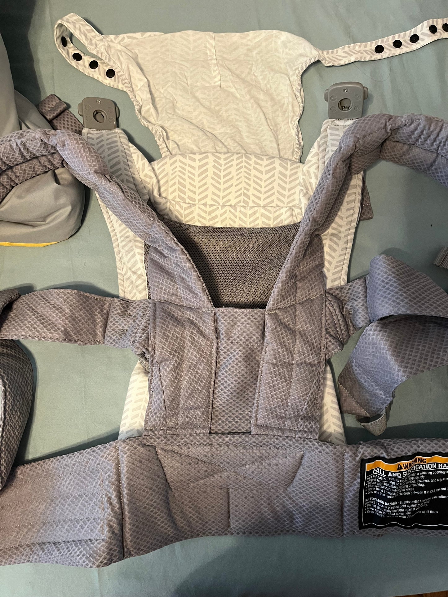 Seller 28: VGUC Nuna w/ PBK Baby Carrier - Grey