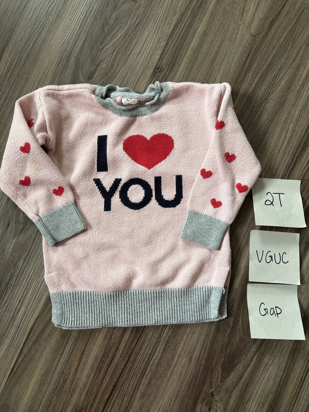 #138 - 2T Gap VGUC I heart you Sweater