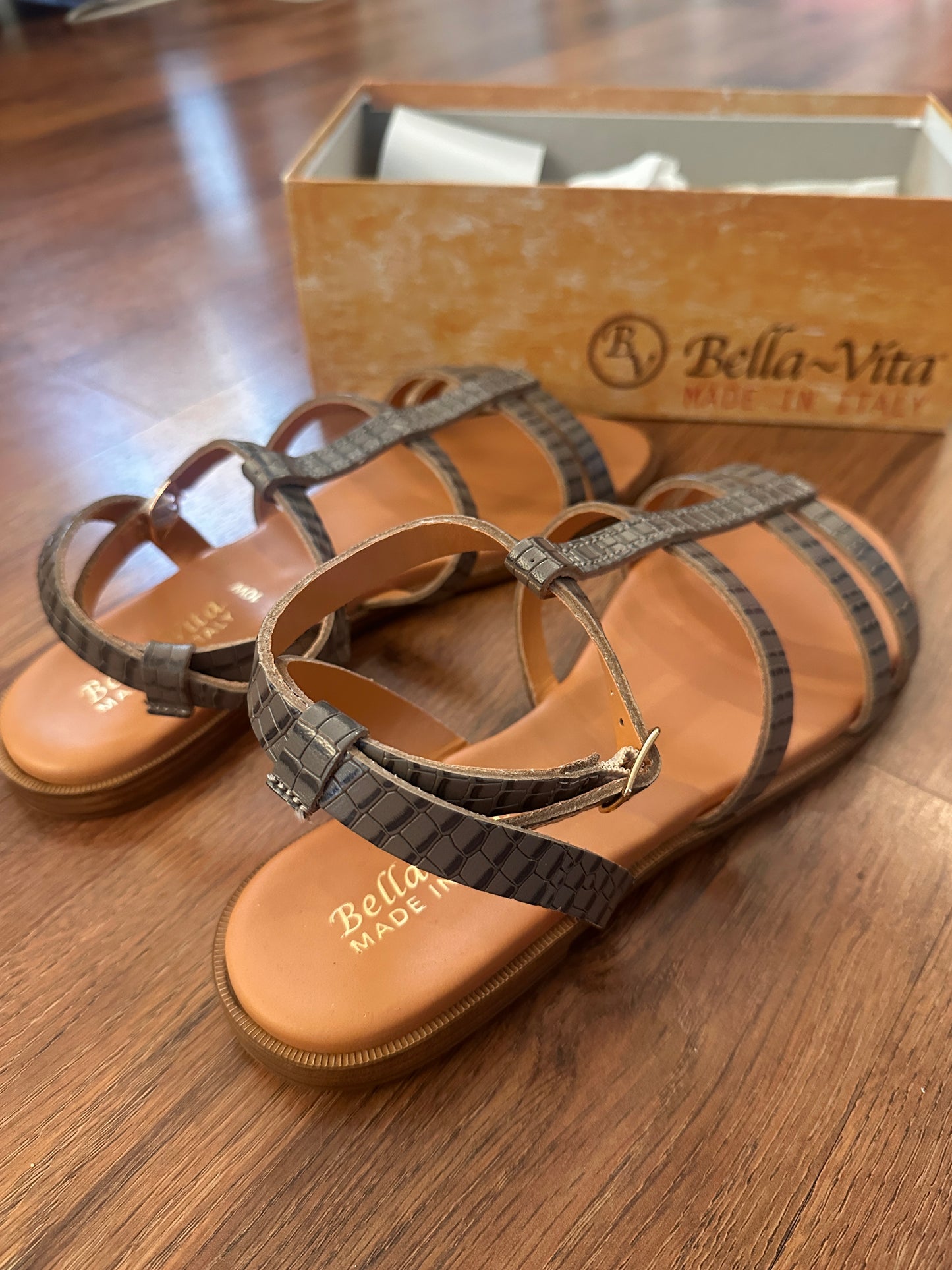 #4 bella vista womens sandal size 10 new