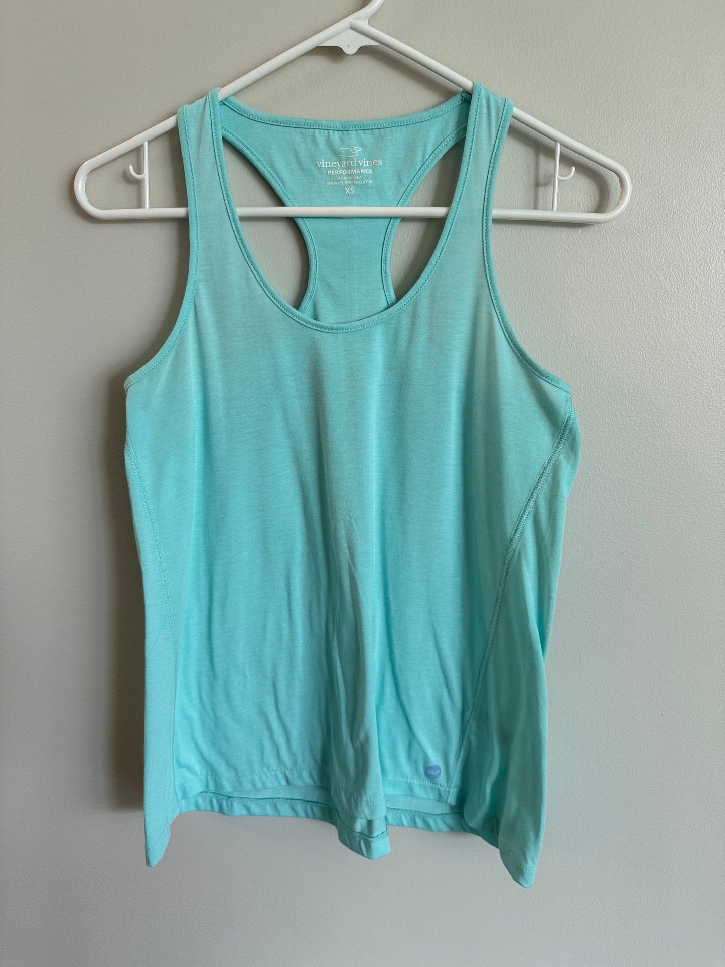 #173-Vineyard Vines women's tank size XS