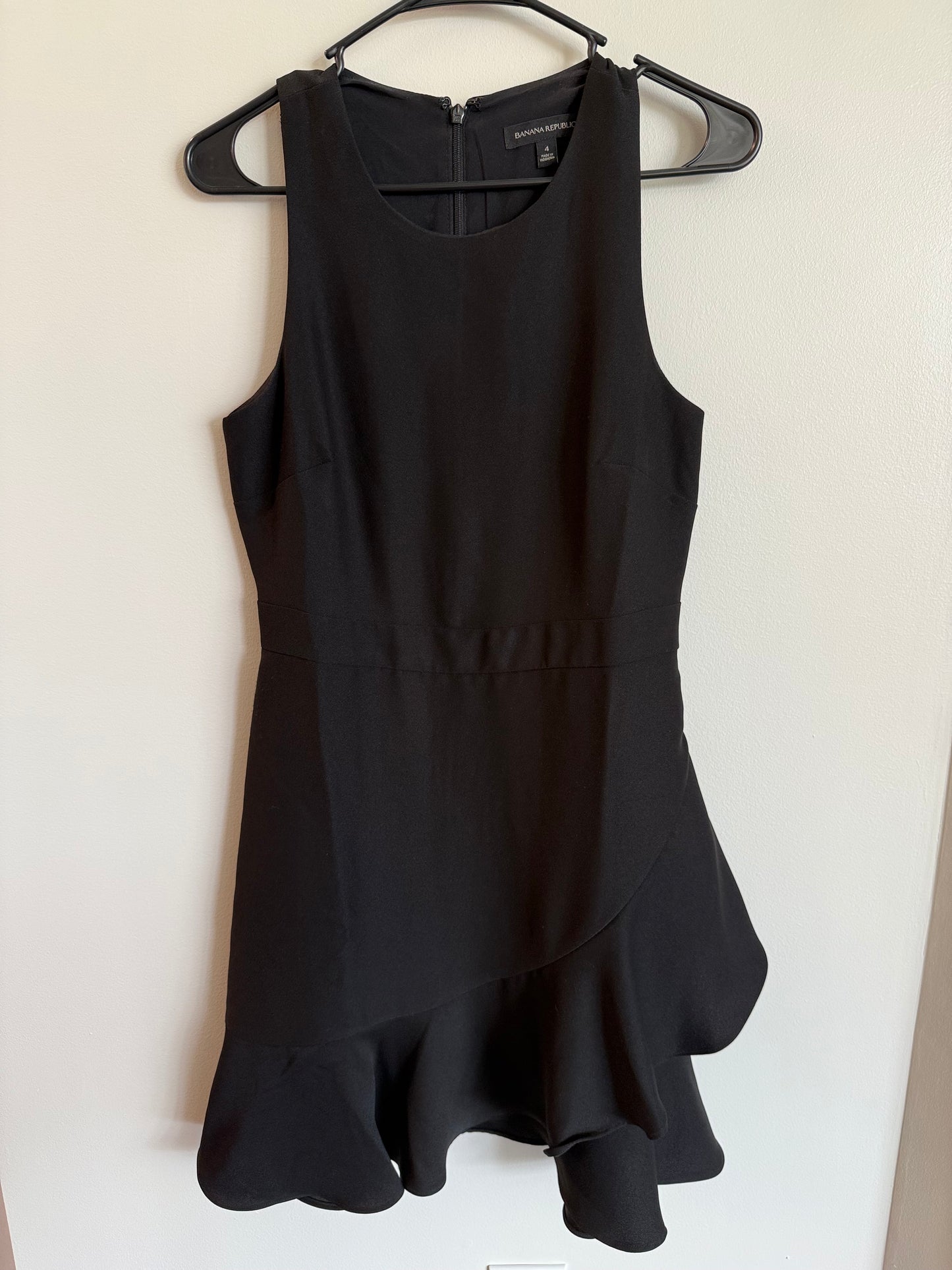 #173-Banana Republic women's dress size 4