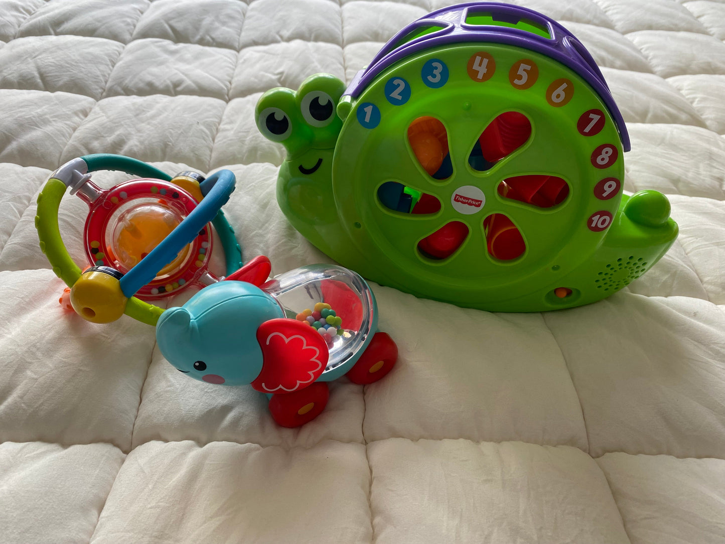 Seller 64 snail shape sorter and other toys