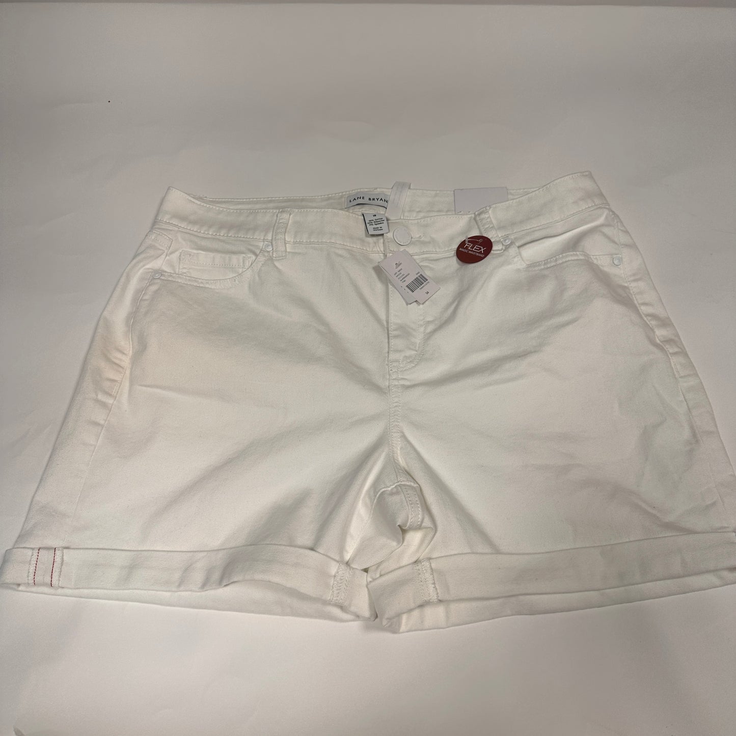 #4 lane bryant white shorts, new size 16