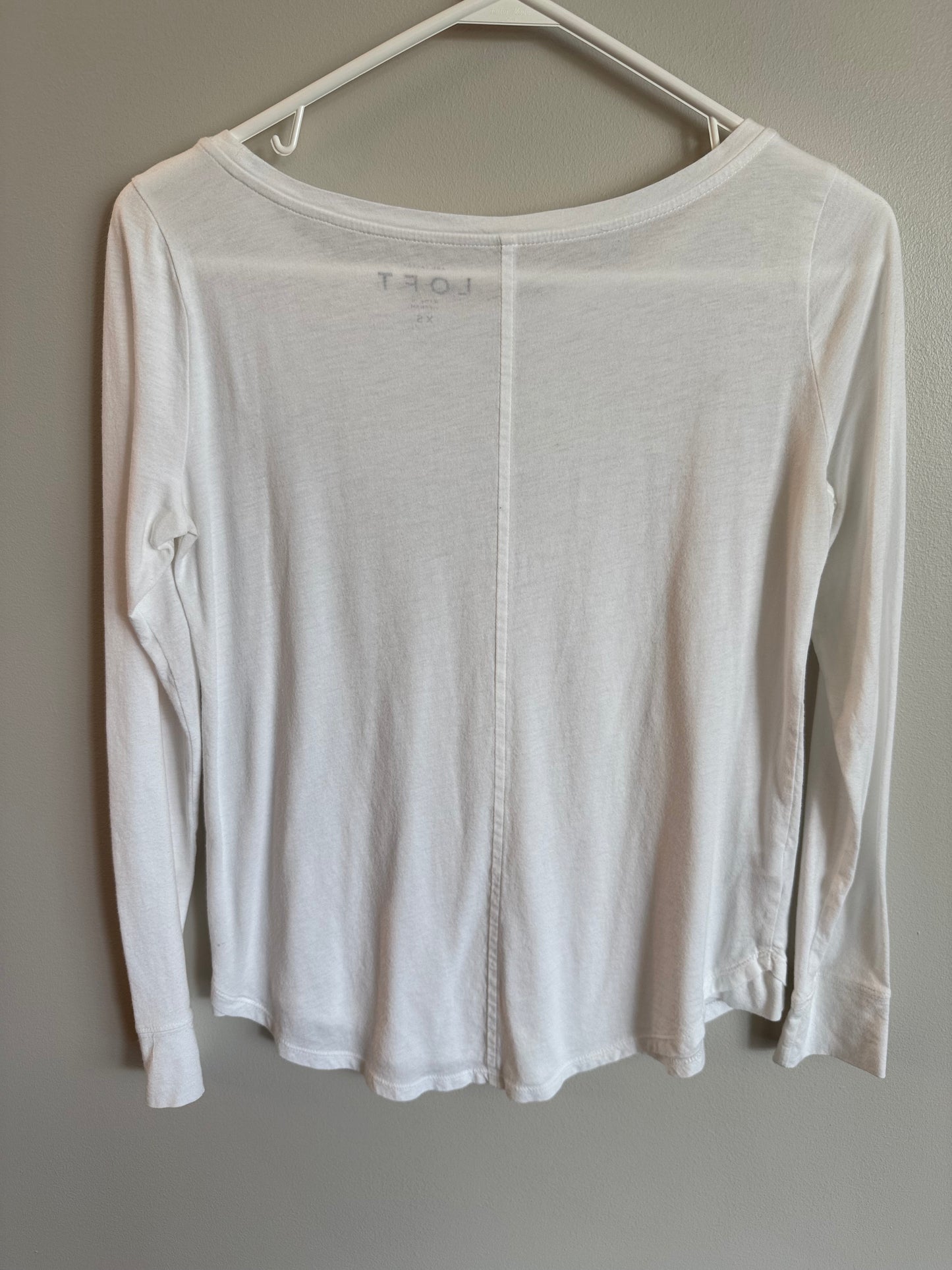 #173-LOFT women's long sleeve T size XS