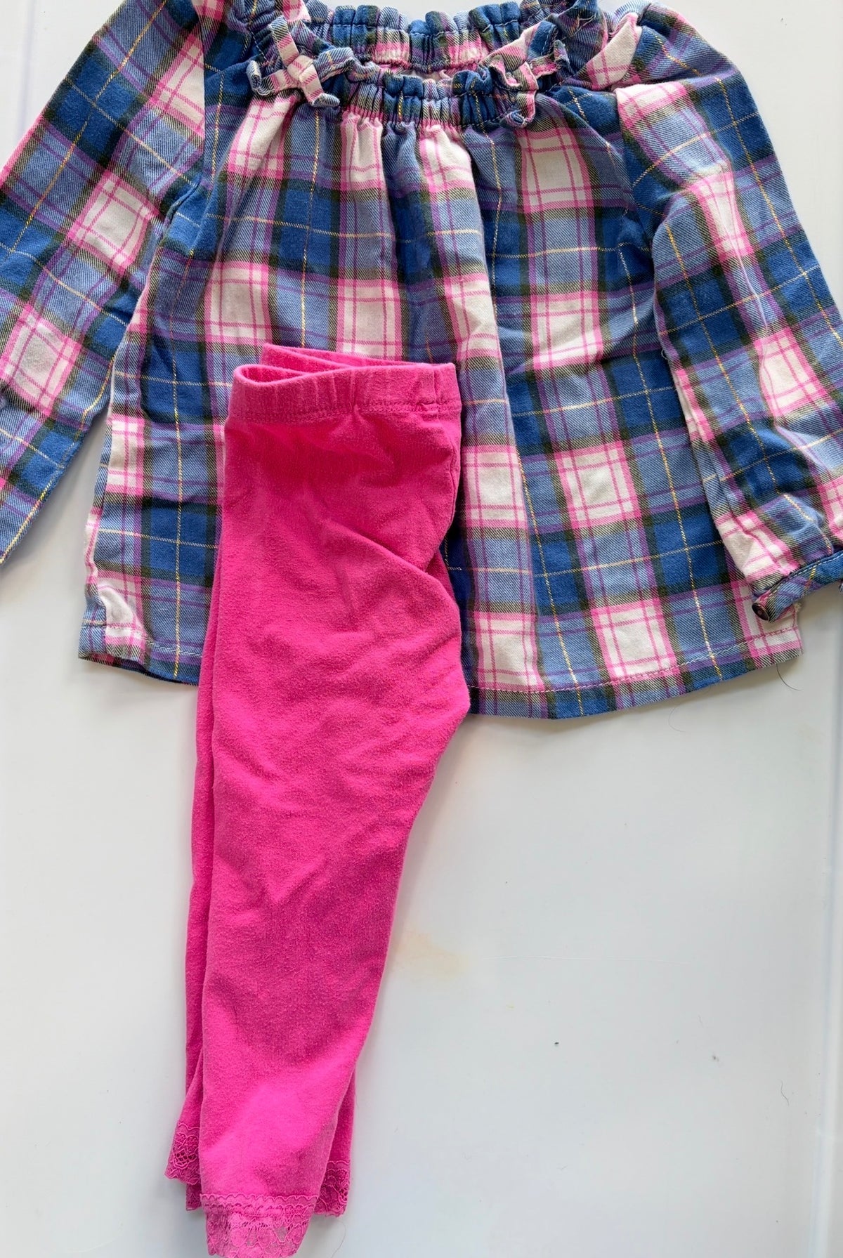 #35 girls 18 month Outfit carters