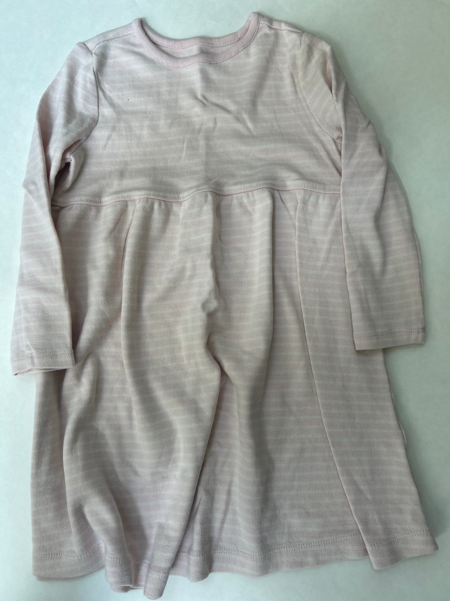 #200 Girls 4T 100cm Moon and Back Hanna Andersson light pink and white striped dress