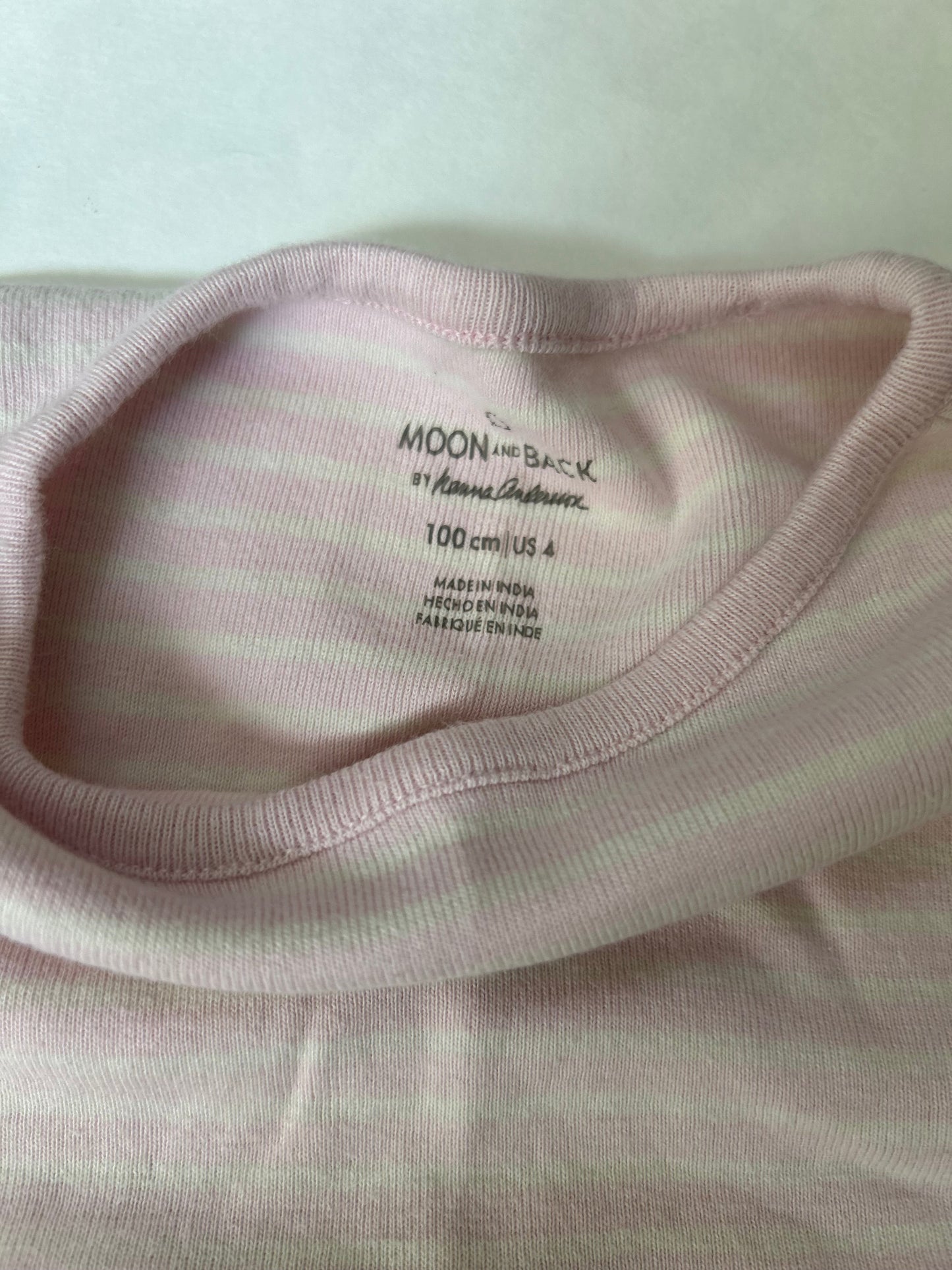 #200 Girls 4T 100cm Moon and Back Hanna Andersson light pink and white striped dress