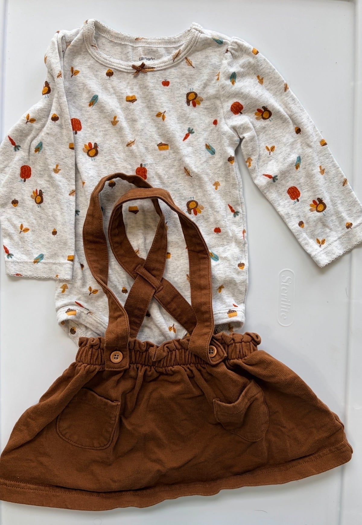 #35 girls 18 month carters thanksgiving outfit
